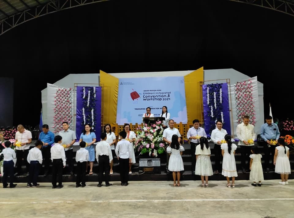 SePUM Consecrates DM Children's Convention Delegates for Service Baptizes 19 Young Believers